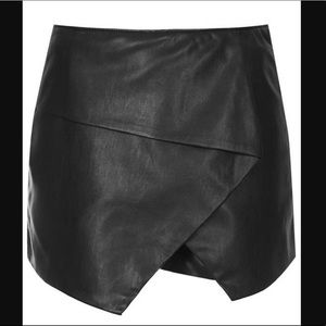 Top shop asymmetrical Black leather skirt. Size 4